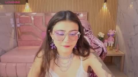 Snapshot of miss_devil_s chatting on February 2026 03:11:01 AM miss_devil_s online show from February 2026 03:11:01 AM