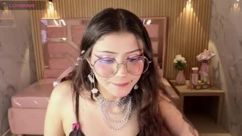 Snapshot of miss_devil_s chatting on March 2026 03:11:02 AM miss_devil_s online show from March 2026 03:11:02 AM