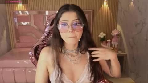 Snapshot of miss_devil_s chatting on March 2026 03:12:01 AM miss_devil_s online show from March 2026 03:12:01 AM