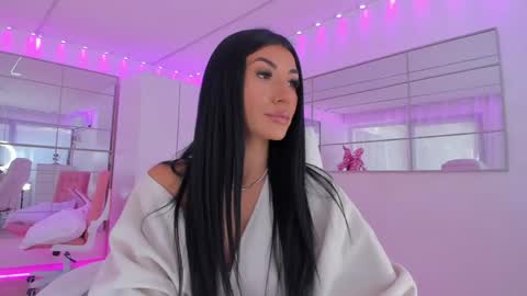 Snapshot of miss_diamond__ chatting on April 2026 08:09:02 AM miss_diamond__ online show from April 2026 08:09:02 AM