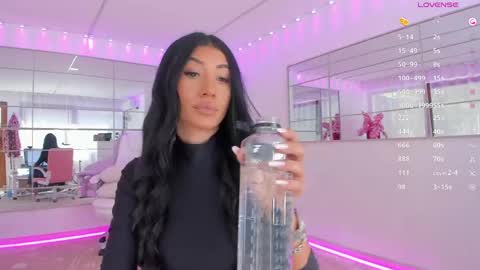 Snapshot of miss_diamond__ chatting on April 2026 07:33:01 AM miss_diamond__ online show from April 2026 07:33:01 AM