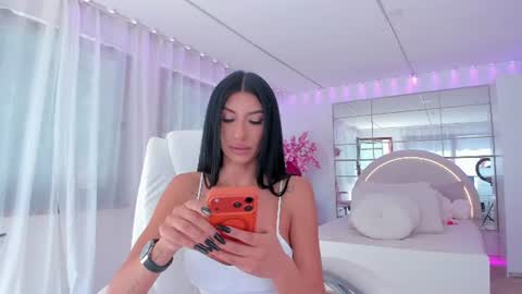 Snapshot of miss_diamond__ chatting on July 2026 07:09:02 AM miss_diamond__ online show from July 2026 07:09:02 AM
