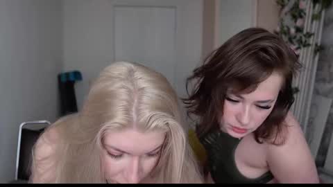 Snapshot of miss_dopamine chatting on March 2026 07:34:02 AM April online show from March 2026 07:34:02 AM