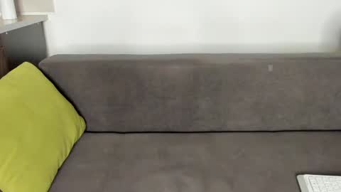 Emily online show from January 2025 02:03:02 PM