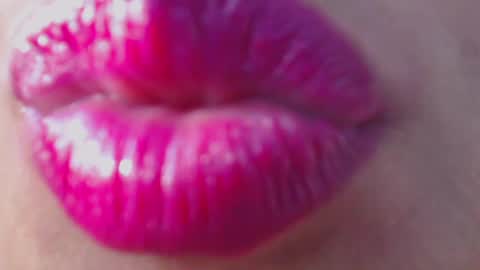 Snapshot of miss_evoleth2 chatting on December 2024 09:55:01 PM Miss Evoleth online show from December 2024 09:55:01 PM