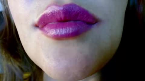 Snapshot of miss_evoleth2 chatting on December 2024 09:17:02 AM Miss Evoleth online show from December 2024 09:17:02 AM