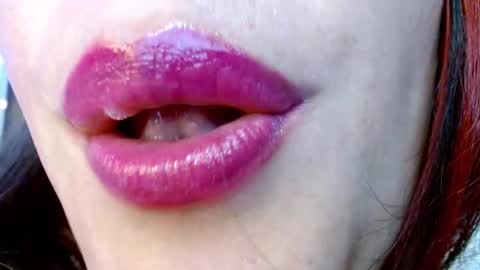 Snapshot of miss_evoleth2 chatting on January 2025 09:13:01 AM Miss Evoleth online show from January 2025 09:13:01 AM