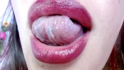 Snapshot of miss_evoleth2 chatting on February 2025 07:55:02 AM Miss Evoleth online show from February 2025 07:55:02 AM