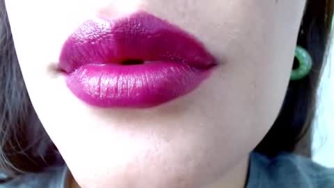 Snapshot of miss_evoleth2 chatting on March 2025 12:37:02 PM Miss Evoleth online show from March 2025 12:37:02 PM