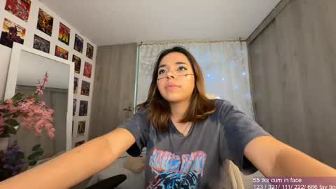 Snapshot of miss_galaxxia chatting on March 2025 03:02:02 AM Elisabeth IG galax xxia online show from March 2025 03:02:02 AM
