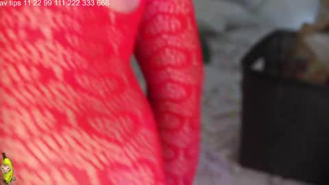 Snapshot of miss_galaxxia chatting on April 2026 01:04:01 AM Elisabeth IG galax xxia online show from April 2026 01:04:01 AM