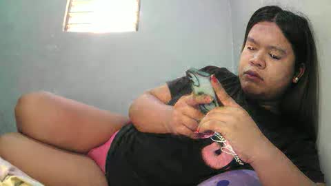 Snapshot of miss_georgina69 chatting on April 2026 03:28:01 AM Georgina online show from April 2026 03:28:01 AM