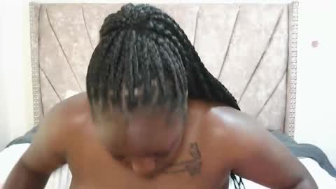 Snapshot of miss_godess chatting on November 2025 09:37:01 AM miss_godess online show from November 2025 09:37:01 AM