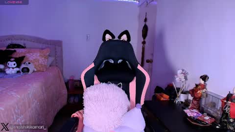 Snapshot of miss_hikikomori chatting on July 2026 09:14:01 AM Asami online show from July 2026 09:14:01 AM