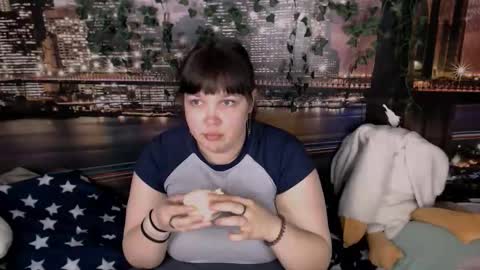 Eva online show from October 2025 03:30:02 PM