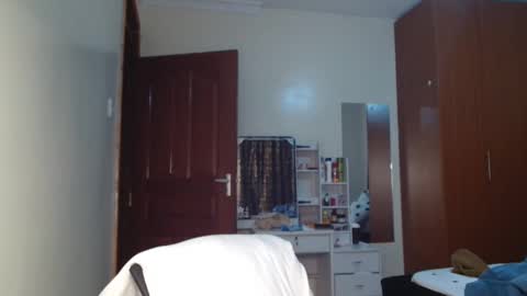 Miss Kiarrafit online show from December 2024 07:26:02 PM