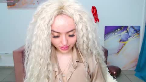 miss_kiten online show from February 2025 08:47:02 PM