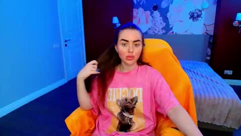 miss_kiten online show from June 2026 10:51:02 AM