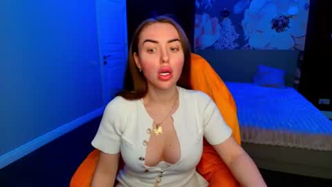 miss_kiten online show from July 2026 03:00:02 AM