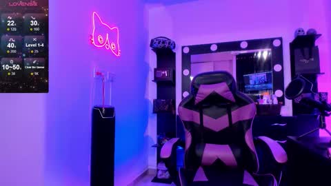 Snapshot of miss_kittyn chatting on March 2026 08:14:01 PM Miss Kittyn online show from March 2026 08:14:01 PM