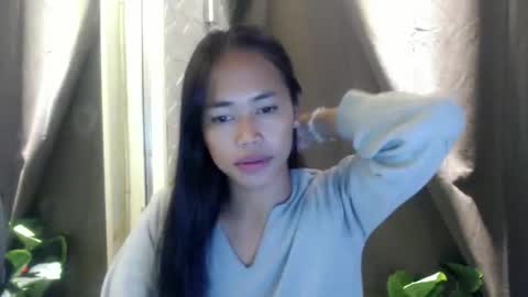 Snapshot of miss_lharsxx chatting on May 2026 11:49:02 AM Call me Lhars online show from May 2026 11:49:02 AM