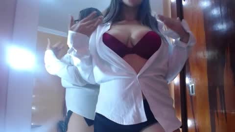 Snapshot of miss_lilieth chatting on February 2025 06:33:01 PM lilieth online show from February 2025 06:33:01 PM