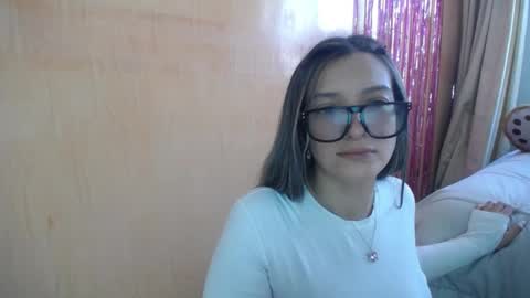 Snapshot of miss_lilieth chatting on March 2025 07:38:01 PM lilieth online show from March 2025 07:38:01 PM