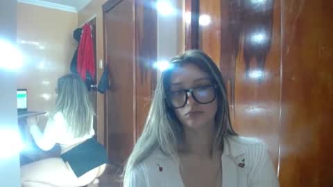 Snapshot of miss_lilieth chatting on November 2025 06:30:01 PM lilieth online show from November 2025 06:30:01 PM