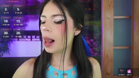 Snapshot of miss_lucyla chatting on January 2025 06:46:01 AM miss_lucyla online show from January 2025 06:46:01 AM