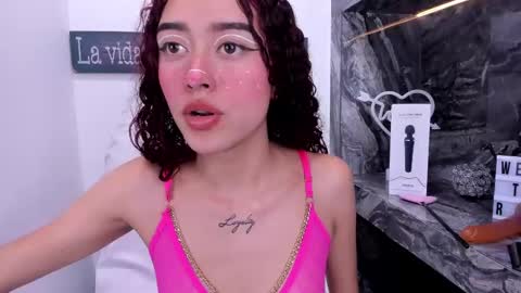 Snapshot of miss_lucyla chatting on March 2025 11:03:02 PM miss_lucyla online show from March 2025 11:03:02 PM
