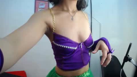 Snapshot of miss_m1a chatting on October 2025 10:54:02 AM mia online show from October 2025 10:54:02 AM