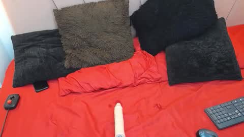 Snapshot of miss_m1a chatting on November 2025 11:27:01 PM mia online show from November 2025 11:27:01 PM