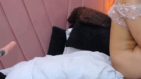 Snapshot of miss_m1a chatting on December 2025 07:53:02 PM mia online show from December 2025 07:53:02 PM