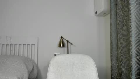 Jenny online show from September 2025 07:06:02 PM