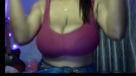 Snapshot of miss_mahi69 chatting on April 2026 03:50:02 PM Mahi online show from April 2026 03:50:02 PM