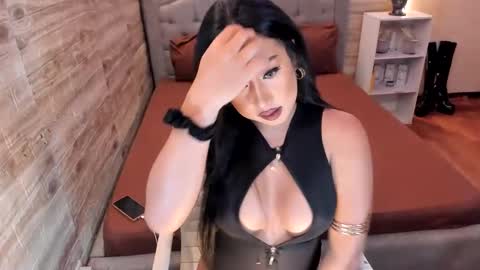 Snapshot of miss_miyuka chatting on February 2025 06:12:01 PM THE DEVIL CALL ME MASTER online show from February 2025 06:12:01 PM