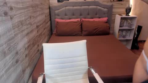 Snapshot of miss_miyuka chatting on February 2025 08:11:02 PM THE DEVIL CALL ME MASTER online show from February 2025 08:11:02 PM