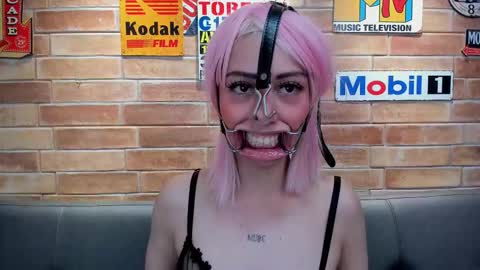 Miss Monserrat online show from January 2026 05:33:02 AM