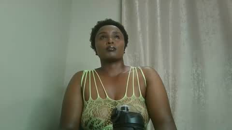 sophia online show from February 2026 06:19:01 PM