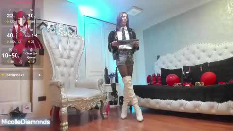 Snapshot of miss_nicolesds chatting on April 2026 01:12:01 PM Miss Nicole online show from April 2026 01:12:01 PM