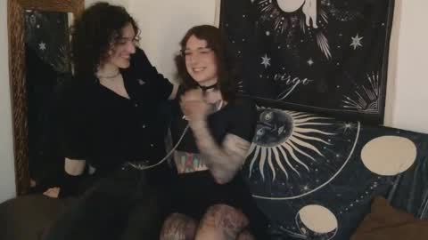 Snapshot of miss_raven_ts chatting on April 2026 11:50:01 PM Raven online show from April 2026 11:50:01 PM