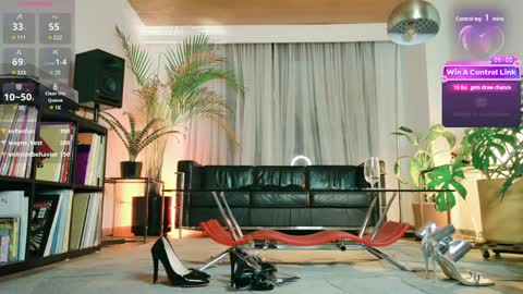 Snapshot of miss_satori_rose chatting on January 2025 06:24:02 AM Satori Rose online show from January 2025 06:24:02 AM