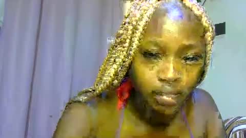 miss_sexyyy online show from October 2025 05:47:01 PM