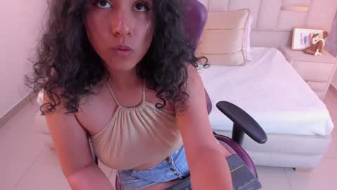 Snapshot of miss_sheep chatting on February 2025 06:28:01 PM   Tamm  online show from February 2025 06:28:01 PM