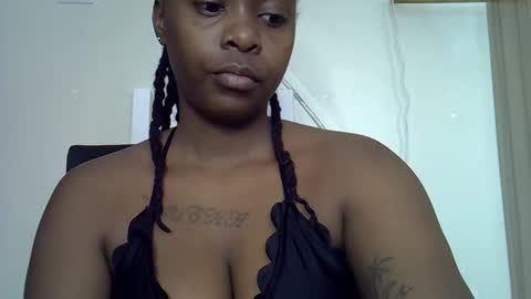 Snapshot of miss_sinphoria chatting on November 2025 08:03:02 AM Miss online show from November 2025 08:03:02 AM