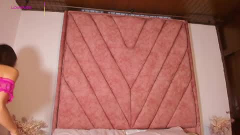 Snapshot of miss_sunnyy chatting on April 2026 10:18:01 PM miss_sunnyy online show from April 2026 10:18:01 PM