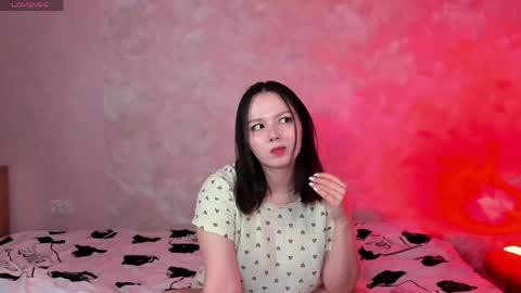 JULIE online show from April 2026 12:03:02 PM