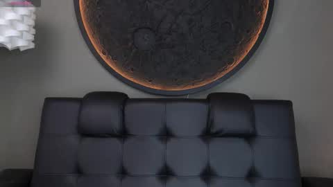 Vaiolette online show from December 2025 11:06:02 AM