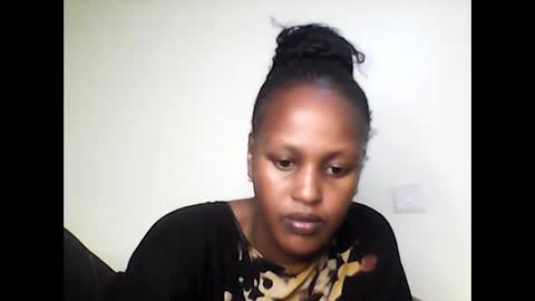 miss_vall online show from October 2025 07:20:02 AM