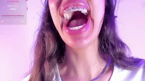 Miss Veronica online show from February 2025 06:47:02 PM